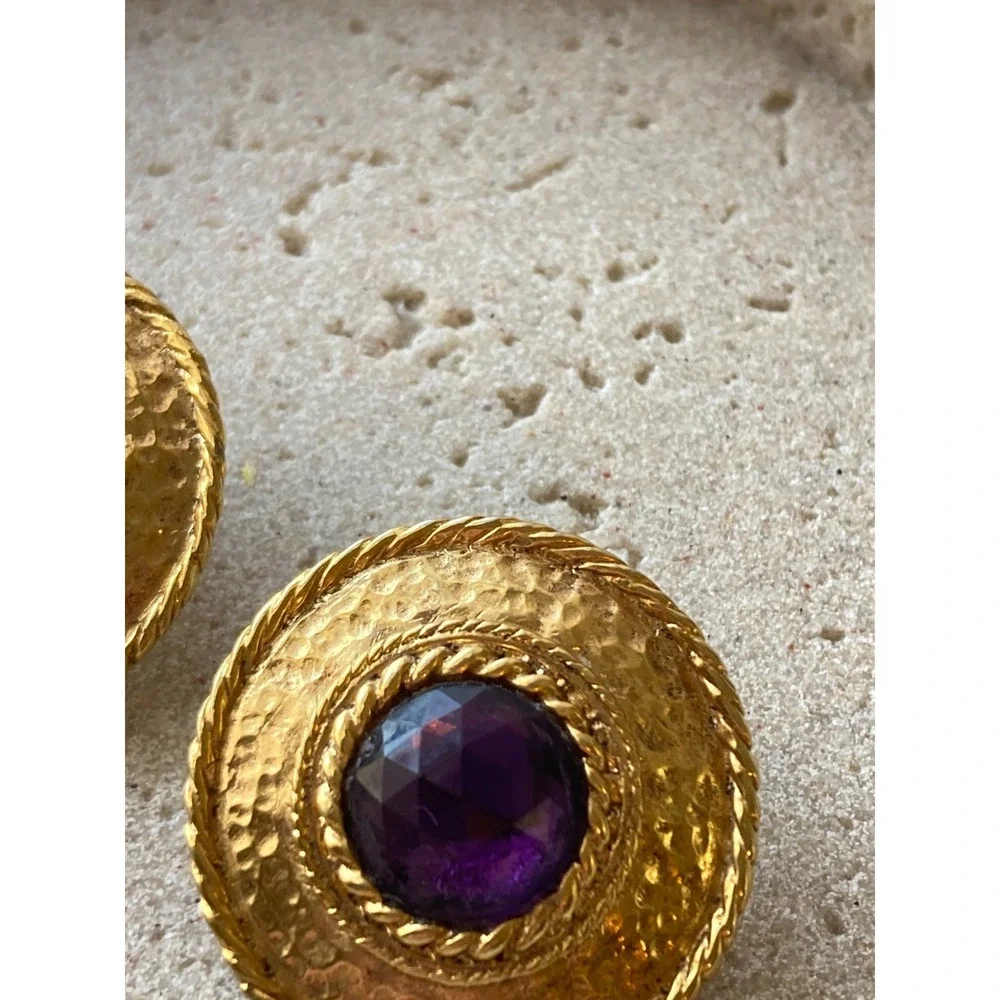 Gold Tone Hammered Earrings Faceted Purple Cabochon Couture Statement Glam